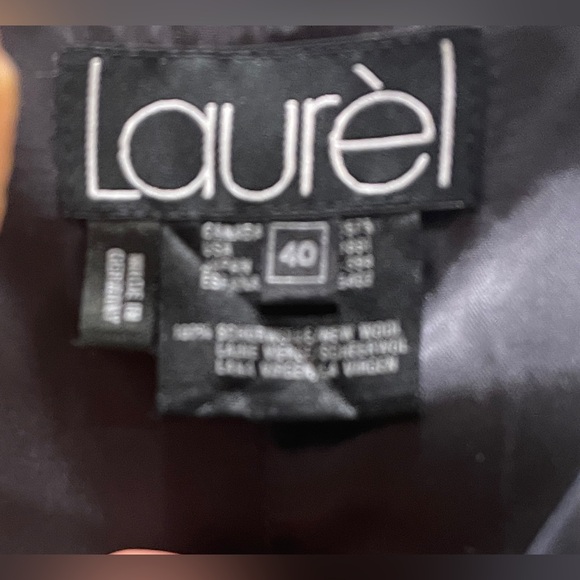 Vintage 1990s Laurèl by Escada NYC skyline wool vest, 40 - Picture 5 of 5